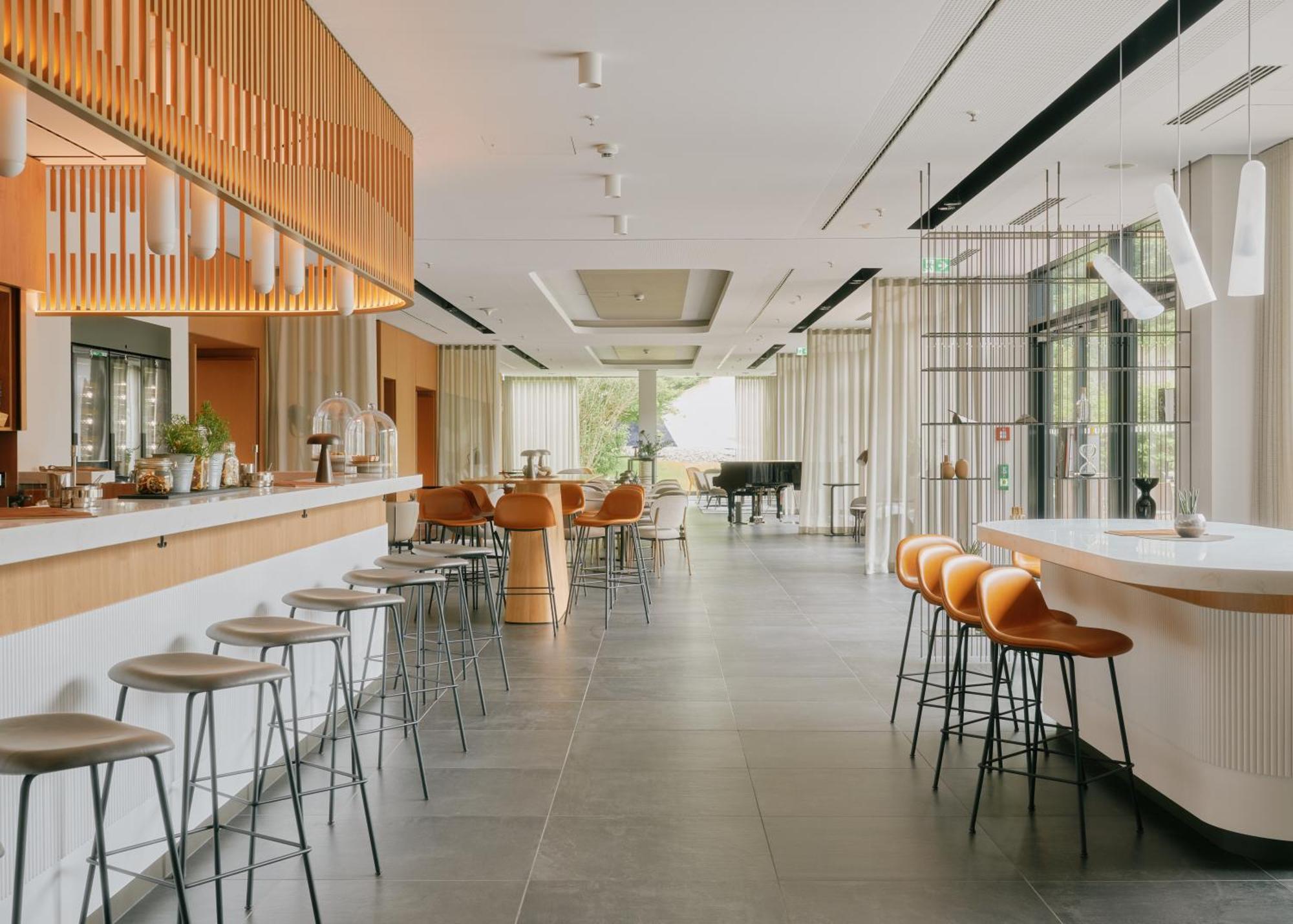 Lufthansa Seeheim - More Than A Conference Hotel ภายนอก รูปภาพ